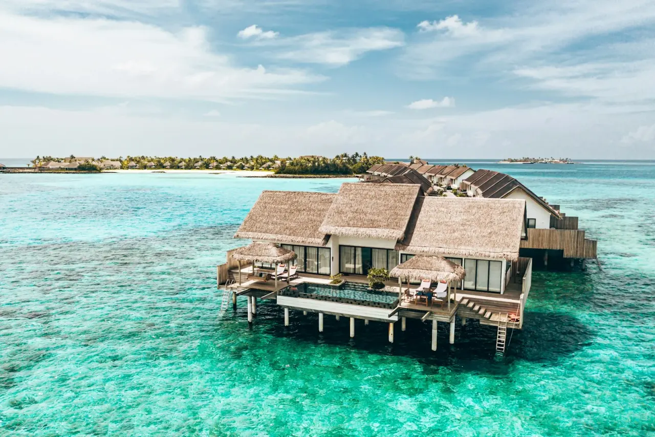 Luxury overwater villa — TravelBuzzy Hotels