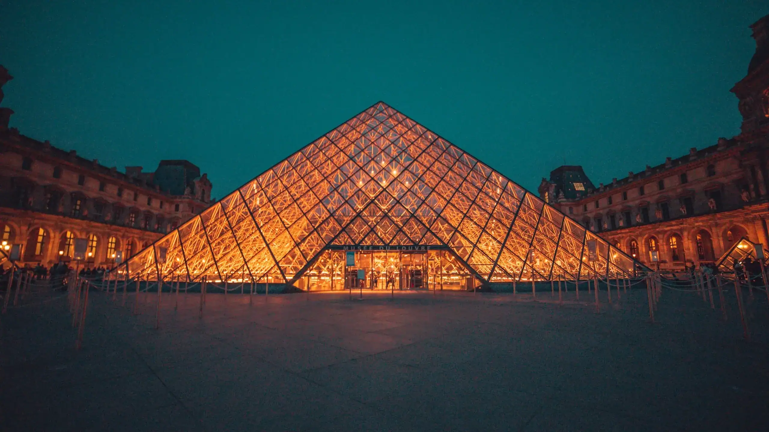 Paris travel deal